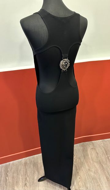 GIANNI VERSACE - VERSUS
Black slit dress...