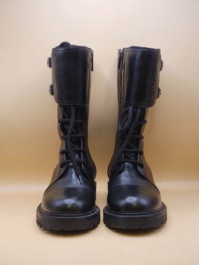 CHRISTIAN DIOR 
Paire de bottines 