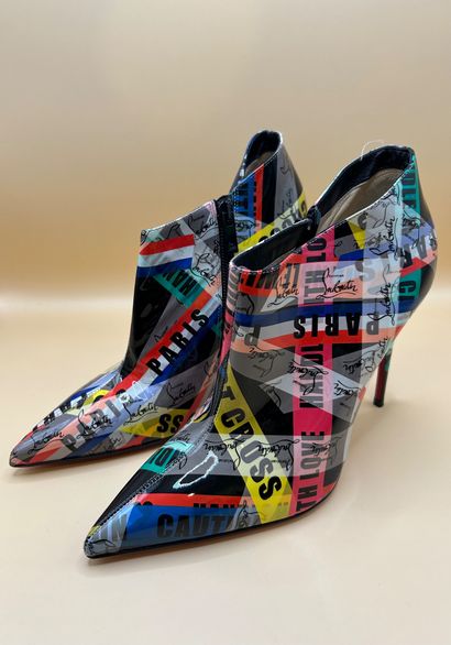 LOUBOUTIN 
Exceptionnelle paire de boots...