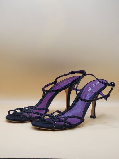 SERGIO ROSSI
Paires de sandales à talons...