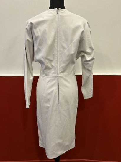 ISABEL MARANT 
White 