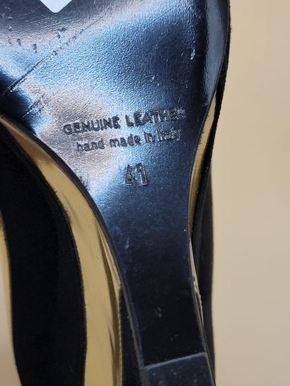 PIERRE HARDY 
Paire d'escarpins compensés...