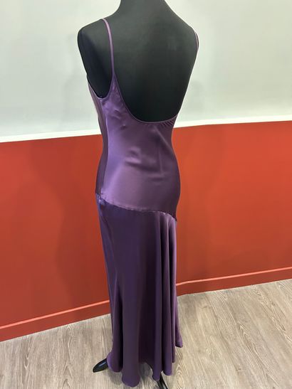 BASSO & BROOKE 
Strapless dress in mauve...