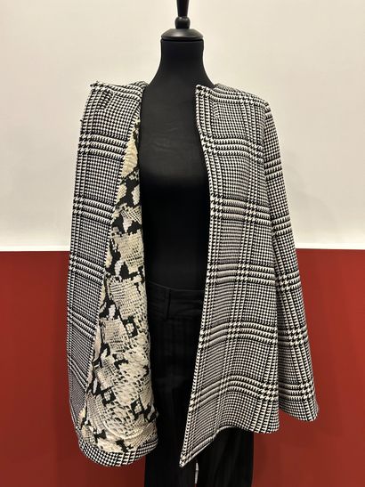 ROBERTO CAVALLI
Black and white houndstooth...