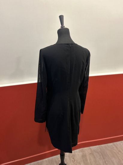 CERRUTI 1881 
Black 100% virgin wool wrap...