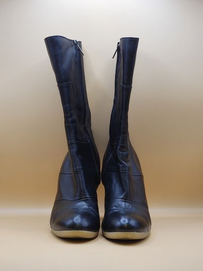 JIL SANDER
Paire de boots à talon en cuir...