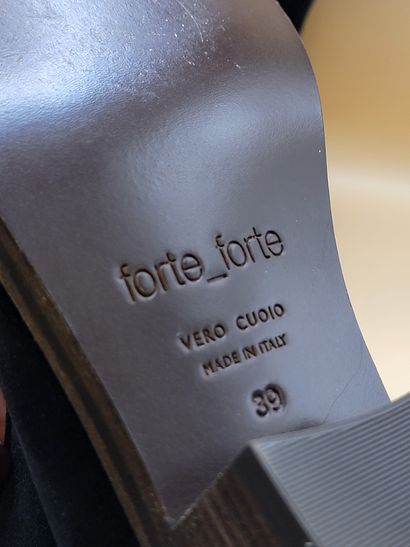 FORTE FORTE 
Pair of black suede boots. 
Size...