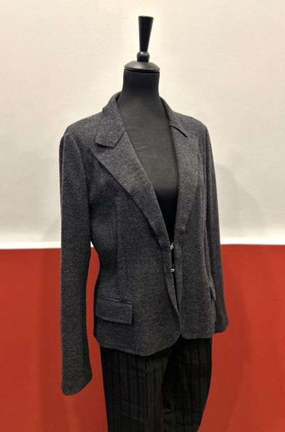 LANVIN
Grey 100% wool jacket with two patch...