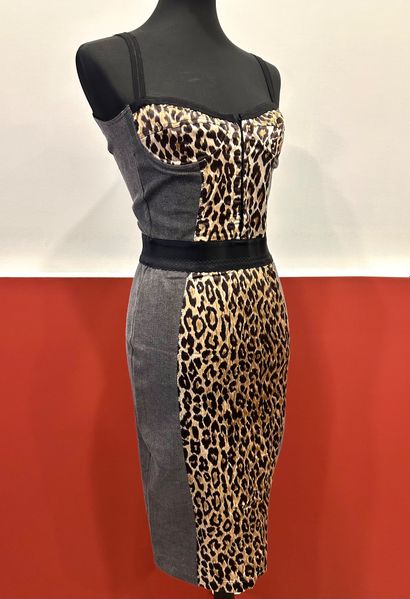 DOLCE & GABBANA 
Leopard-print strapless...