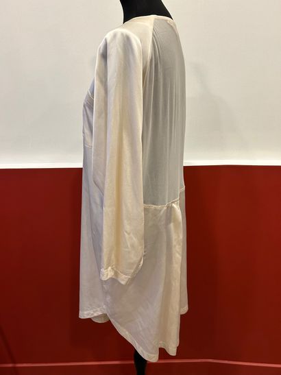 LES FOLIES D'ELODIE 
Beige 100% silk dress...