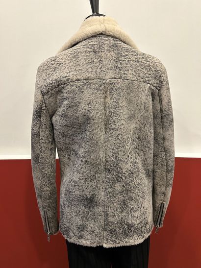 SANDRO 
100% sheepskin leather 