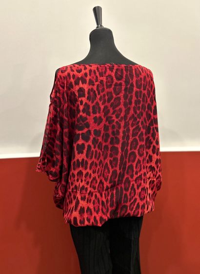 ROBERTO CAVALLI Beachwear 
Red and black...