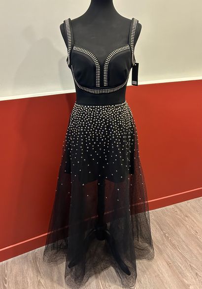 ELIE SAAB 
Exceptional evening gown from...