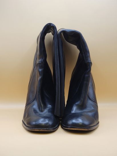 DIANE VON FURSTENBERG
Pair of black leather...