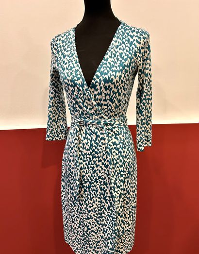 DIANE VON FURSTENBERG 
New Julian Two Vintage