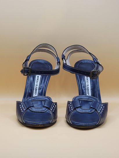 MANOLO BLAHNIK
Paire de sandales à talons...