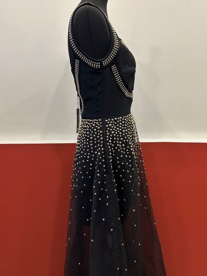 ELIE SAAB 
Exceptional evening gown from...