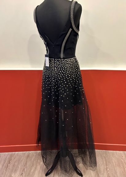 ELIE SAAB 
Exceptional evening gown from...