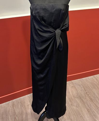 CEDRIC CHARLIER 
Black polyester strapless...