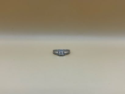 MAUBOUSSIN 
Bague Solitaire 