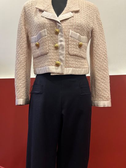 CHANEL 
Pantalon en laine, mohair et cachemire...
