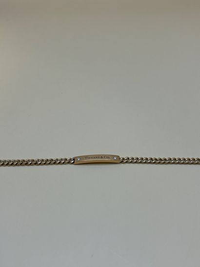 TIFFANY & CO 
Fine gourmette en or jaune...