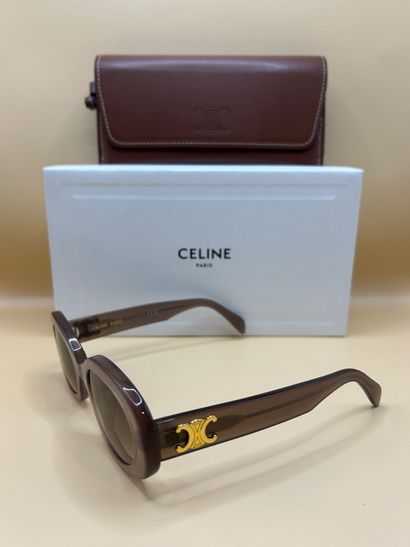 CELINE PARIS 
Lunettes de soleil 