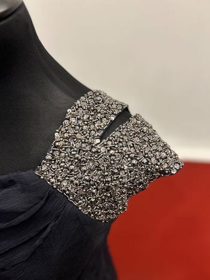 CARLOS MIELE 
Robe du soir en soie noire,...