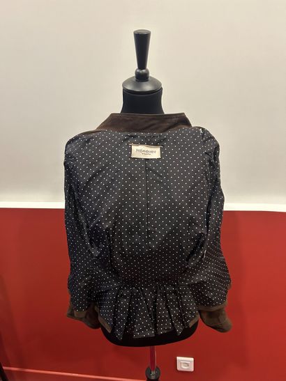 YVES SAINT LAURENT RIVE GAUCHE 
Superbe veste...