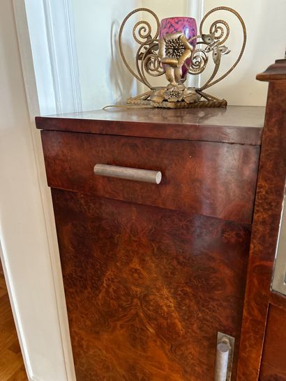 Epoque Art déco, circa 1930
Superbe buffet...