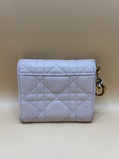 CHRISTIAN DIOR 
Portefeuille compact en cuir...