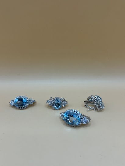 Superbe ensemble en or gris 18 carats (750/1000)...