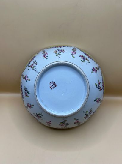 Manufacture de SAMSON 
Circular porcelain...