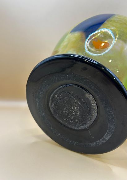 Jean-Michel OPERTO (born 1975) 
Glass ovoid...