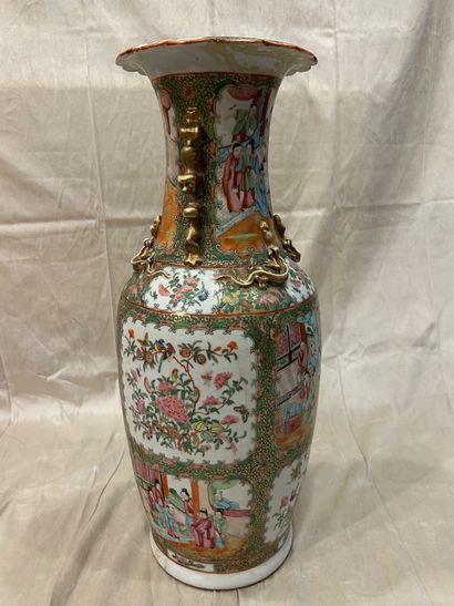 CANTON 
Large porcelain baluster vase with...
