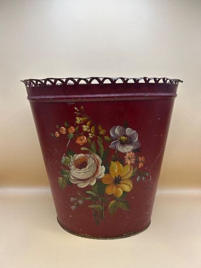Painted tin basket with polychrome floral...