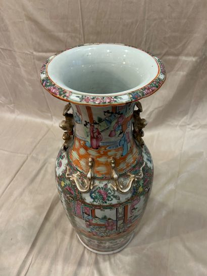 CANTON 
Large porcelain baluster vase with...