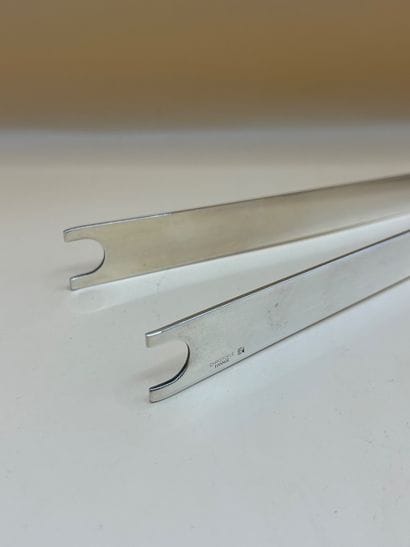 CHRISTOFLE 
Minimalist ice cube tongs in...