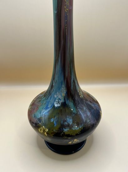 MULLER FRERES 
Superb soliflore vase with...