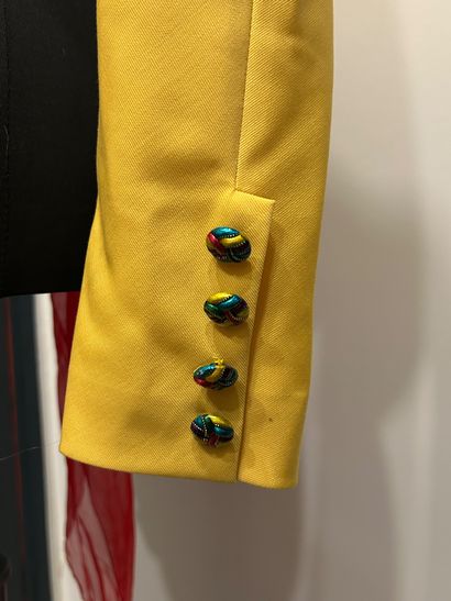 LILIANE ROMI 
Yellow silk and polyester bolero...