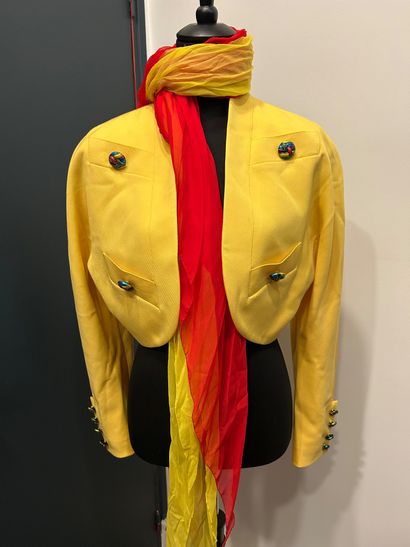 LILIANE ROMI 
Yellow silk and polyester bolero...