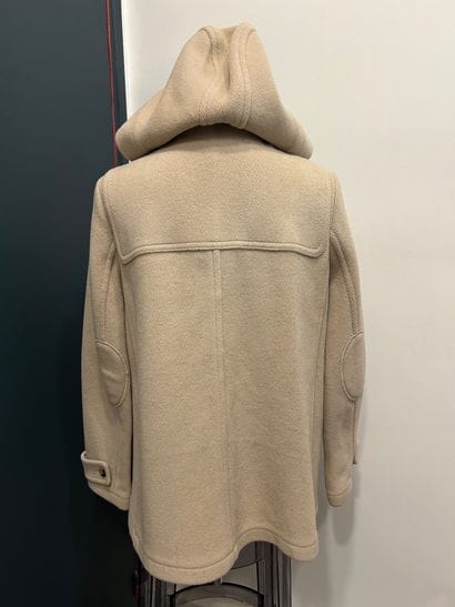 BURBERRY 
Circa 2005
100% beige wool duffle...