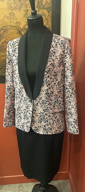 YVES SAINT LAURENT RIVE GAUCHE 
Black fabric...