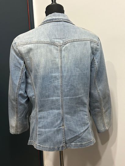 ESCADA SPORT 
Slim-fit denim blazer jacket...