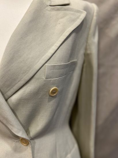 GEORGES RECH
Elegant beige suit, 62% linen...