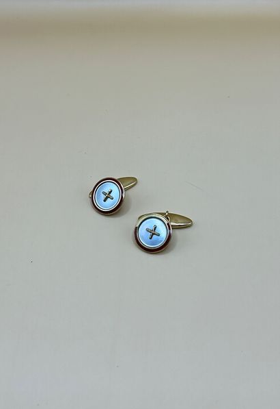 Pair of 18K (750/1000) yellow gold cufflinks...