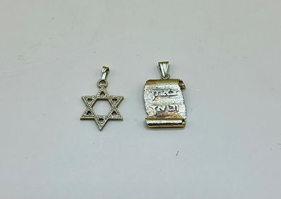 Set of two 14K (585/1000) yellow gold pendants,...