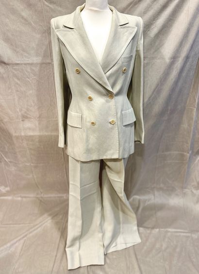 GEORGES RECH
Elegant beige suit, 62% linen...