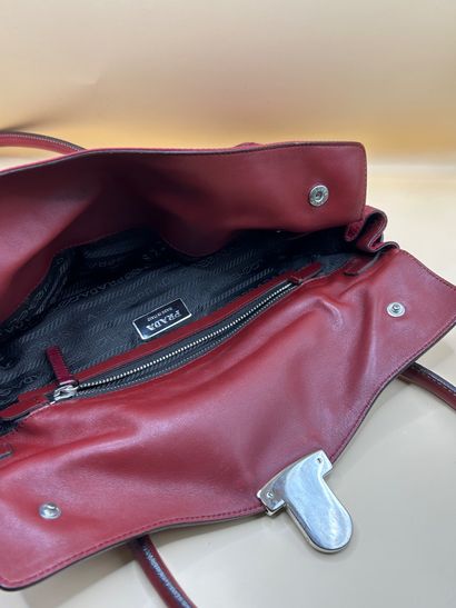 PRADA
Circa 2000
Tessuto
