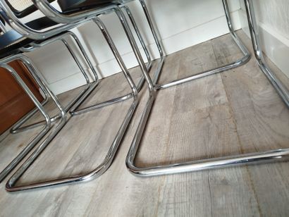 Marcel BREUER (1902-1981), attribuée à 
Suite...